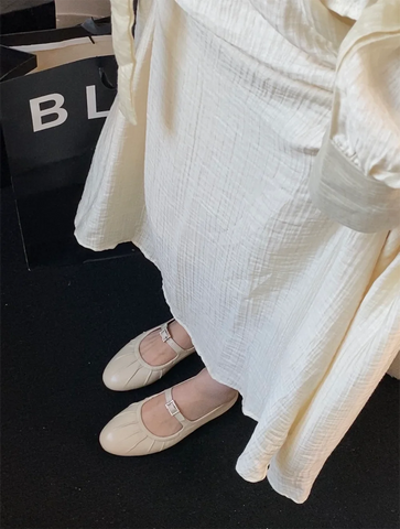Mocasines de punta redonda para mujer, recién llegados en 2024, informales, de tacón bajo y plano, blancos, marrones, negros y rojos, sin cordones, Mary Janes, tallas 35-39 
