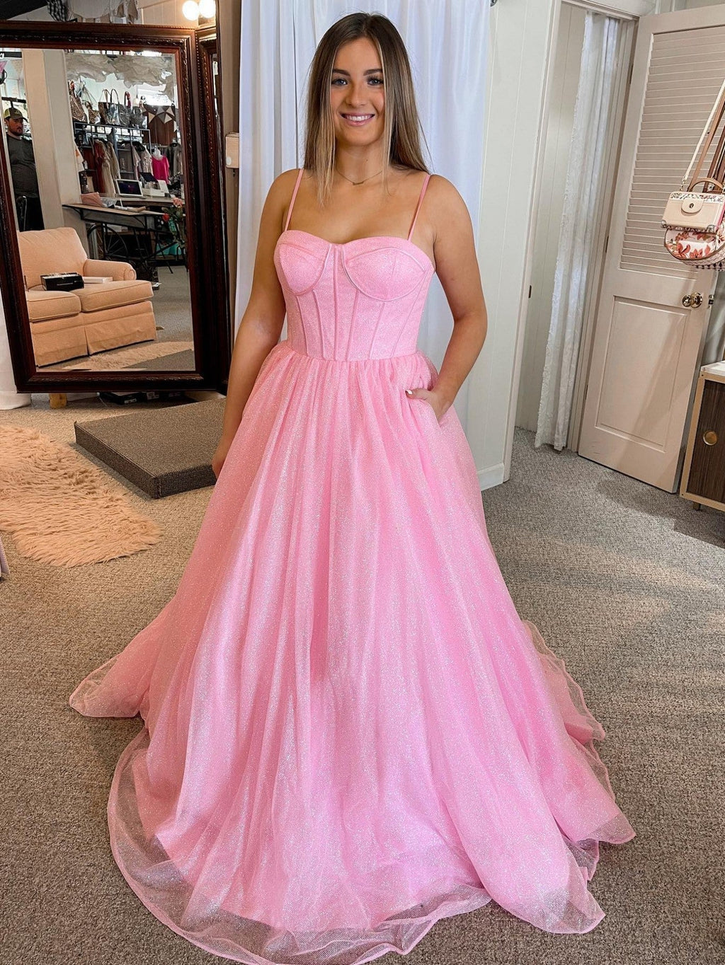 Glitzerndes Tüll-Abendkleid in A-Linie mit Taschen