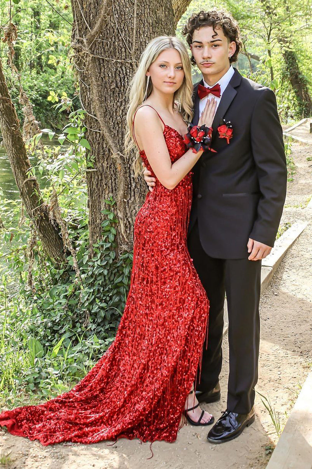 Mermaid Spaghetti Straps Red Sequins Long Prom Dress with Split Front