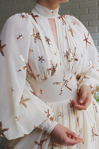 Grand Evening Chiffon-Maxikleid mit Stern-Pailletten und Laternenärmeln 