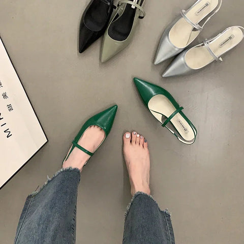 Sandalias de verano con punta puntiaguda para mujer, zapatos planos de tacón bajo a la moda, elegantes zapatos de oficina para exteriores, tipo mulas con tira trasera. 