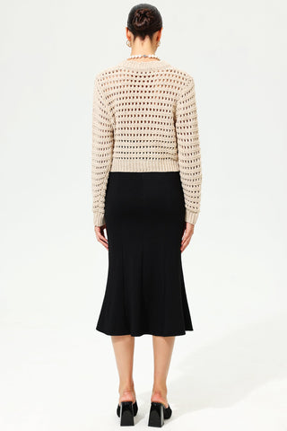 Langärmlige Strickjacke aus Wolle mit V-Ausschnitt 