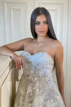 Fabulous A-Line Lace Sweetheart Sleeveless  Wedding Dress With Appliques