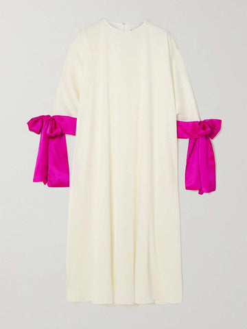 Vestidos midi holgados con mangas de siete cuartos y cuello redondo en color contrastante 