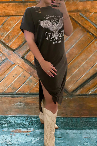 Vestido de camiseta de pájaro gratis 