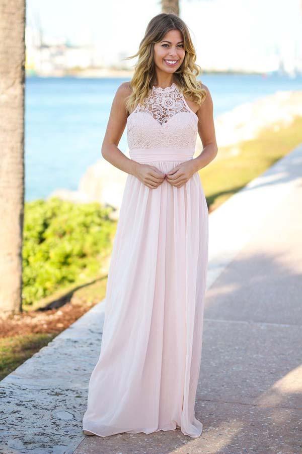 Bodenlanges, rückenfreies, rosafarbenes Chiffon-Brautjungfernkleid mit Spitze