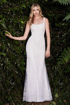 Vestido de novia largo con corte formal