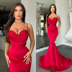 Glamouröses rotes Meerjungfrauen-Abendkleid, lang, mit Spaghettiträgern, im Angebot