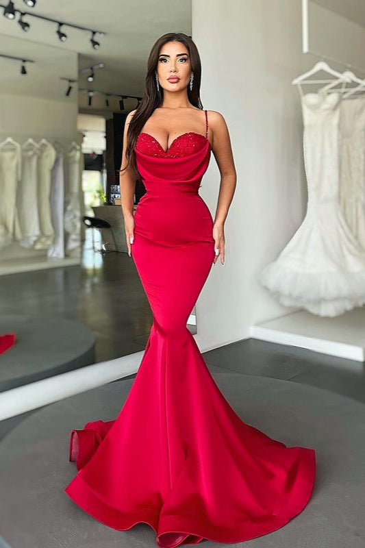 Glamouröses rotes Meerjungfrauen-Abendkleid, lang, mit Spaghettiträgern, im Angebot