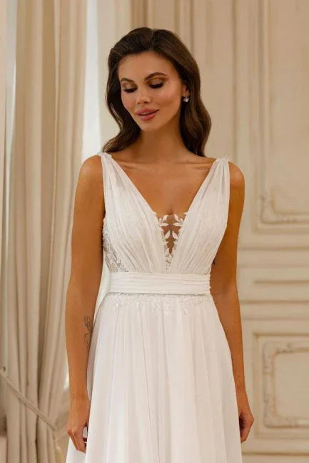 Gorgeous A-Line Chiffon Lace V-Neck Sleeveless Wedding Dresses With Openback