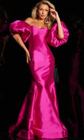 Schulterfreies Satin-Abendkleid