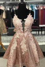 Lace Short Prom Dress Homecoming Dress with Criss Cross Back