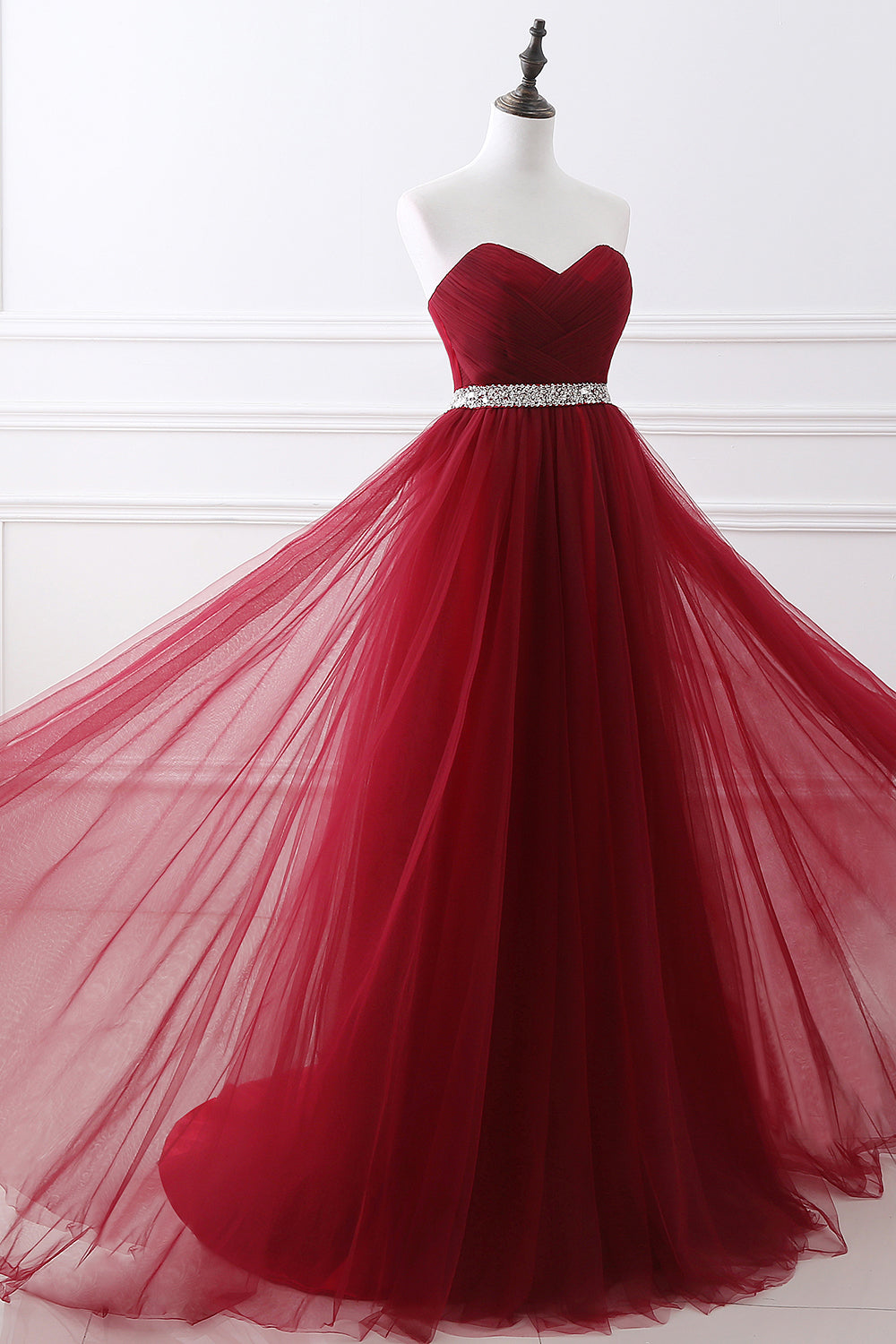 Vestido de fiesta largo moderno color burdeos con tul y cristales, vestido de noche con escote corazón