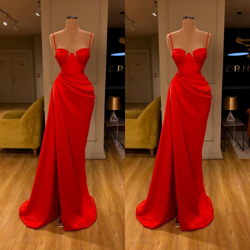 Modern Stunning Round Cup High split Red Prom Dress Spaghetti Strap
