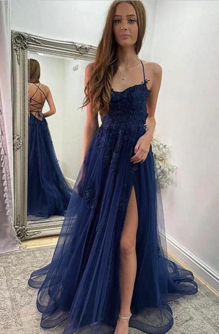 Marineblaues Neckholder-Abendkleid mit Schlitz vorne, Spaghettiträgern und A-Linie aus Tüll