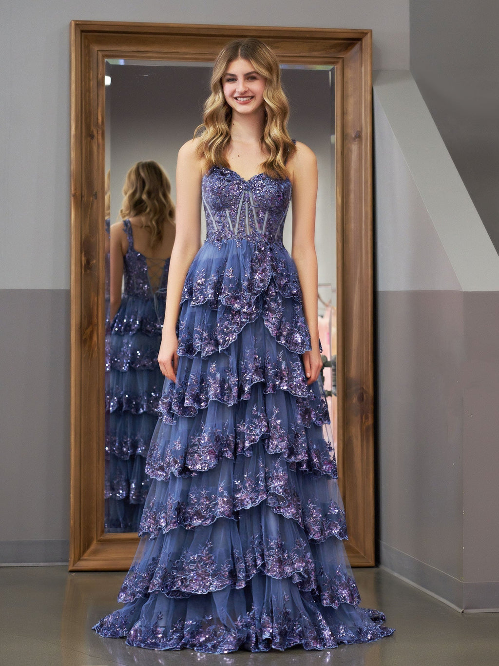 Vestido de fiesta estilo princesa, corte A, hombros descubiertos, corsé y volantes de encaje