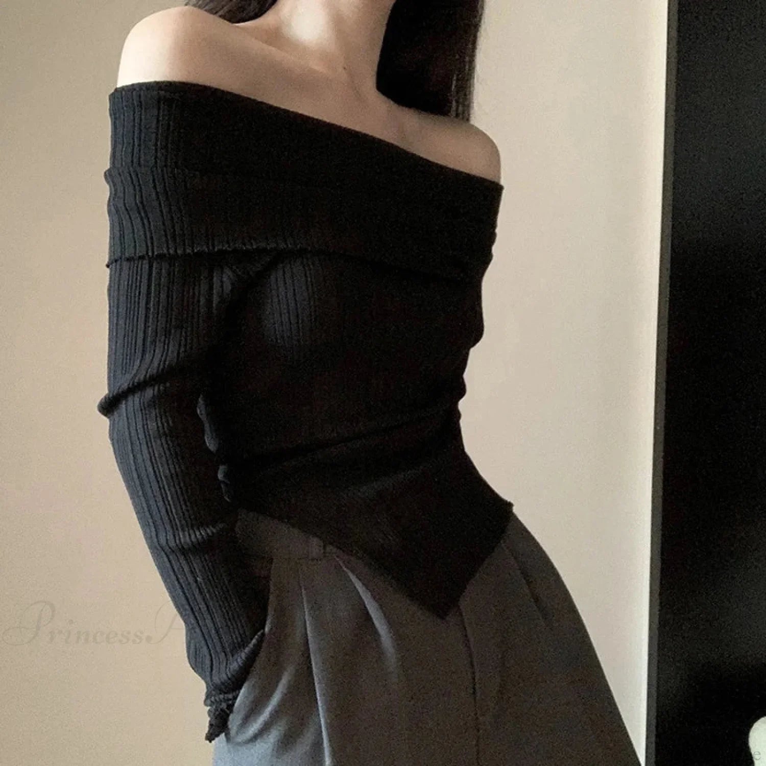 Off Shoulder Slim Slash Neck Long Sleeve Knit Top