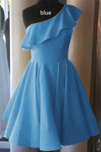 Vestido corto de fiesta de graduación y regreso a casa con volantes de un solo hombro