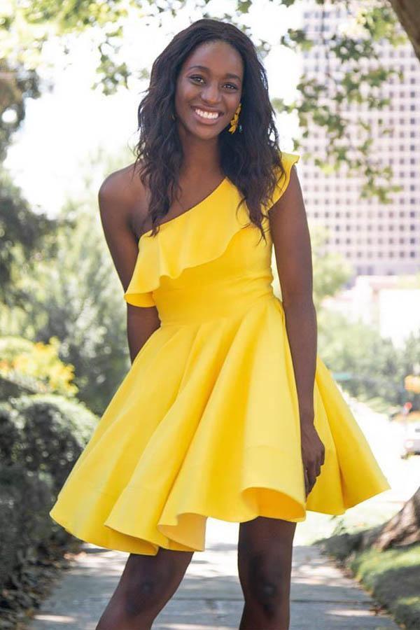 Vestido corto de fiesta de graduación y regreso a casa con volantes de un solo hombro
