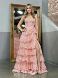 Vestido de fiesta estilo princesa, corte A, hombros descubiertos, corsé y volantes de encaje