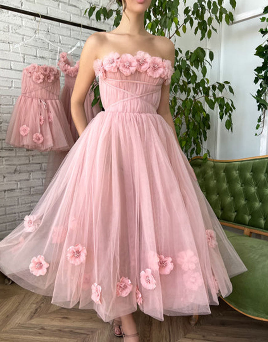Pandora | Prinzessinnen-Abendkleid, trägerlos, hellrosa mit Blumen