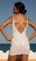 Vestido de novia corto sin mangas con escote en V pronunciado