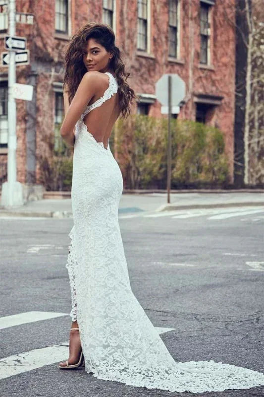 Vestidos de novia elegantes de playa con cola de corte sirena, sexys y bonitos, con encaje y joya, sin espalda 