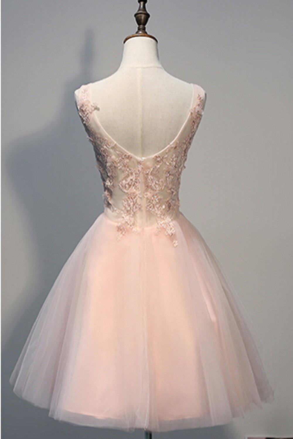Vestidos de regreso a casa cortos sin espalda con apliques
