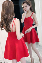 Einfache Träger Sweetheart-Satin-Heimkehrkleider Partykleider