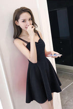 Einfache Träger Sweetheart-Satin-Heimkehrkleider Partykleider