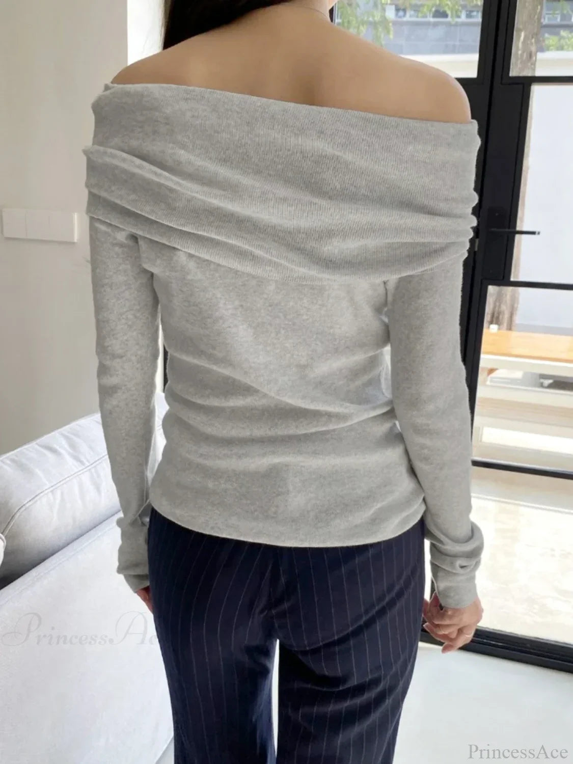 Slim Off-Shoulder Solid Slash Neck Long Sleeve Knit Top