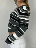 Striped Loose O-Neck Long Sleeve Knitted Pullover Sweater