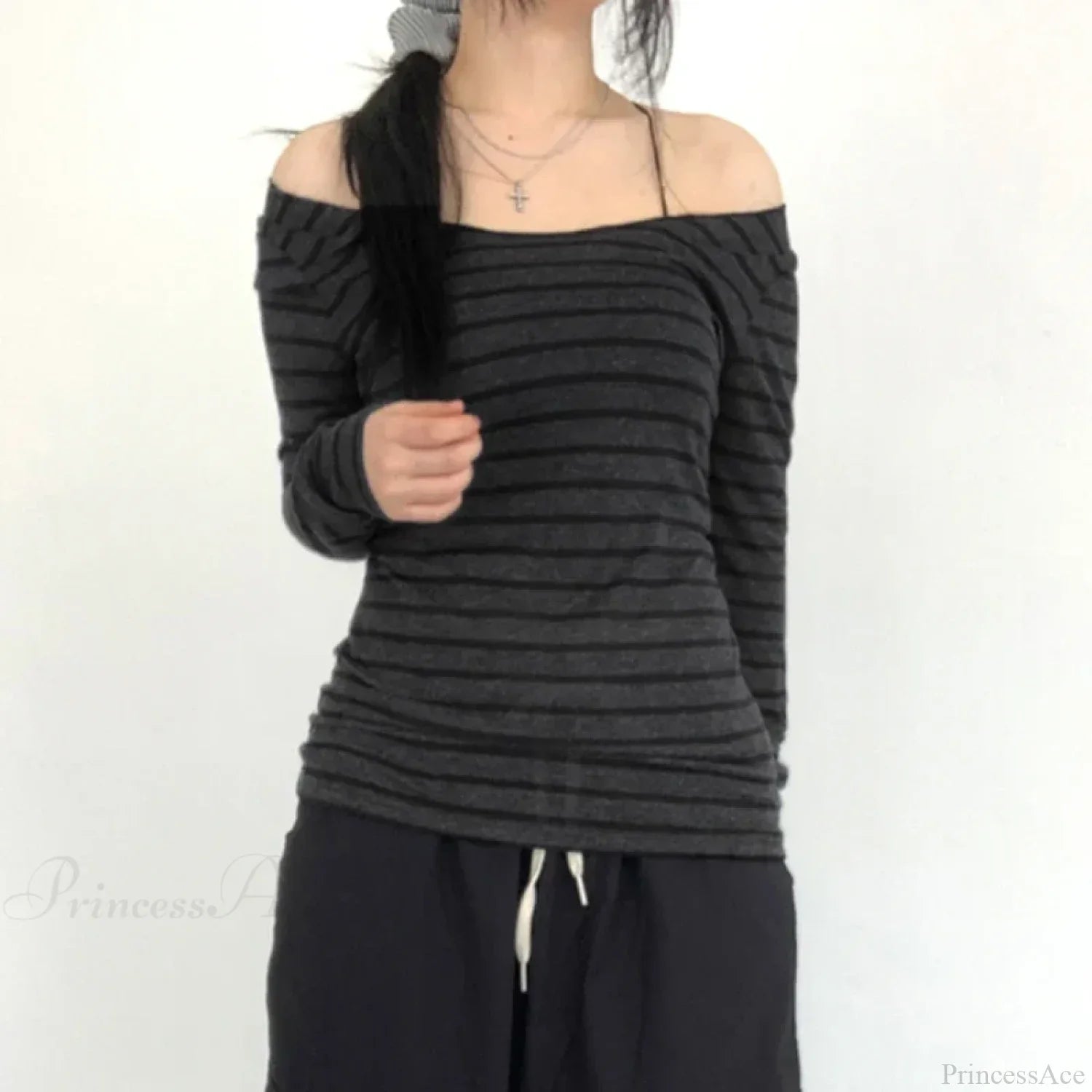 Striped O-neck Knit Top