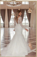Vestido de novia de sirena con escote en V y mangas largas a la moda, con cola capilla
