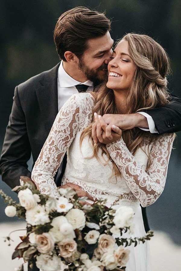 Vestido de gasa marfil de dos piezas con cuello redondo, top de encaje y manga larga