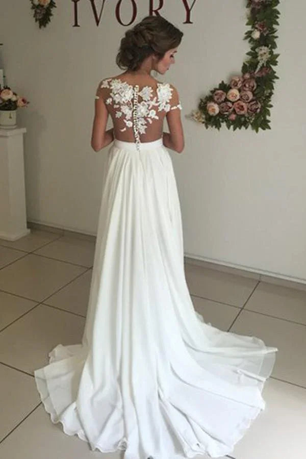 Vestido de Novia Marfil con Escote de Pico, Mangas Cortas y Cola de Barrido con Aplicaciones