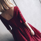 Vestido de encaje de cuello en V y manga corta para fiesta de graduación o de bienvenida