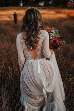 V-Ausschnitt, Polka Dots, Spitze, offener Rücken, lange Ärmel, Boho Brautkleid