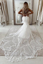 Vestidos de novia de sirena con escote en V, sin mangas, apliques de encaje y longitud hasta el suelo