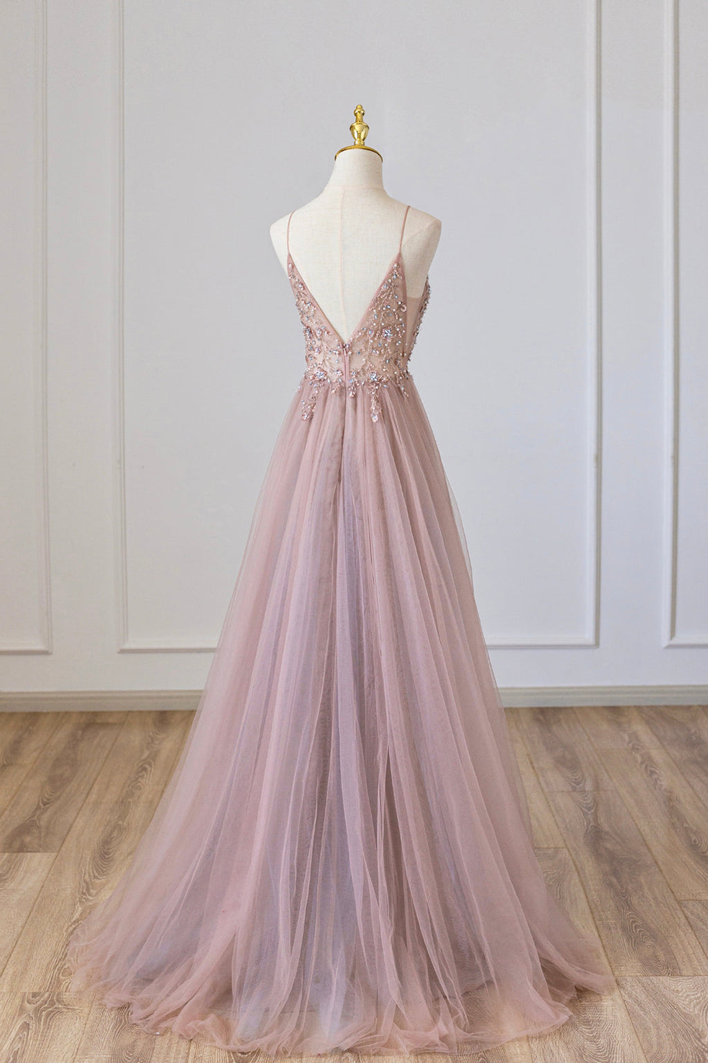 Langes, rosafarbenes A-Linien-Abendkleid aus Tüll, rosafarbenes Spaghettiträgerkleid mit Perlenbesatz