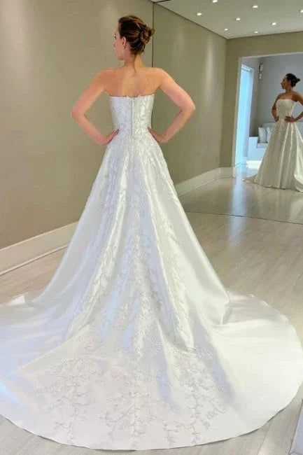 Vintage A-Line Satin Sleeveless Long Wedding Dress With Appliques
