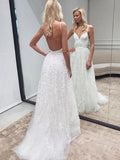 Vestidos de novia largos de tul corte A con escote en V y encaje en la espalda