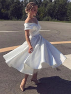 Vestidos de Novia Cortos de Satén hasta la Rodilla con Escote de Hombros Descubiertos y Corte en A